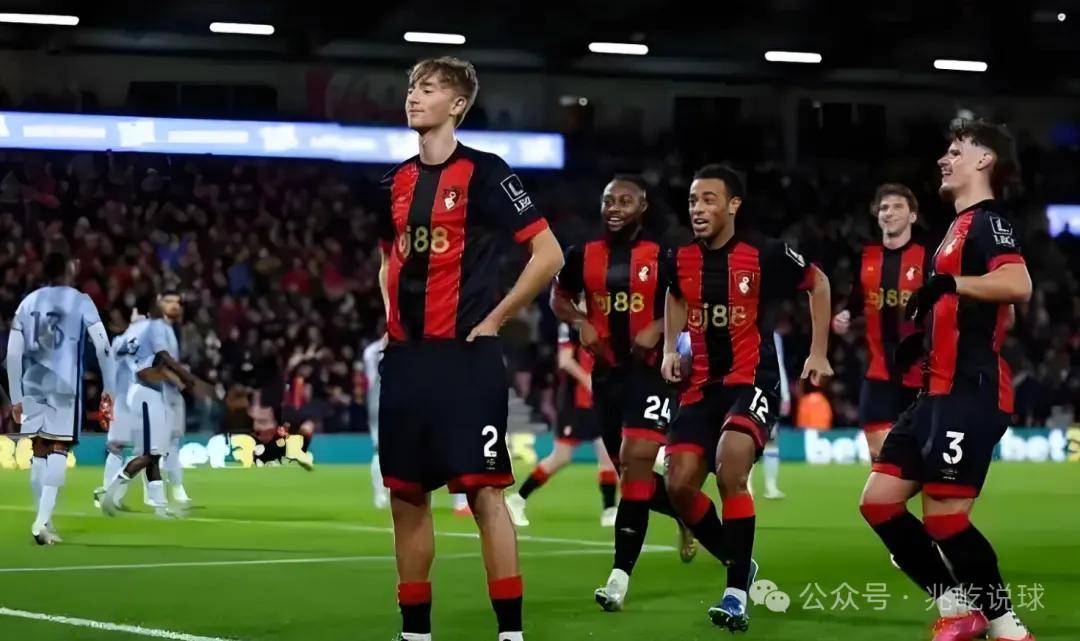 包含阿森纳主场战平伯恩茅斯，失去全取分的机会的词条