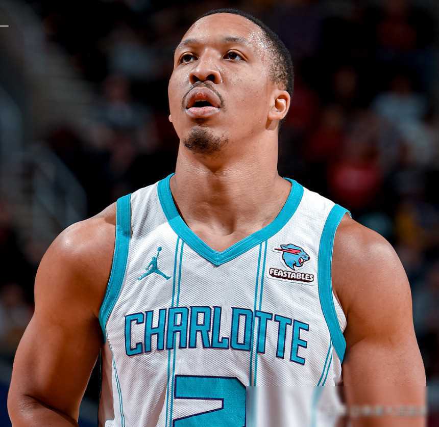 包含马洛卡硬仗获胜，保持领先优势的词条