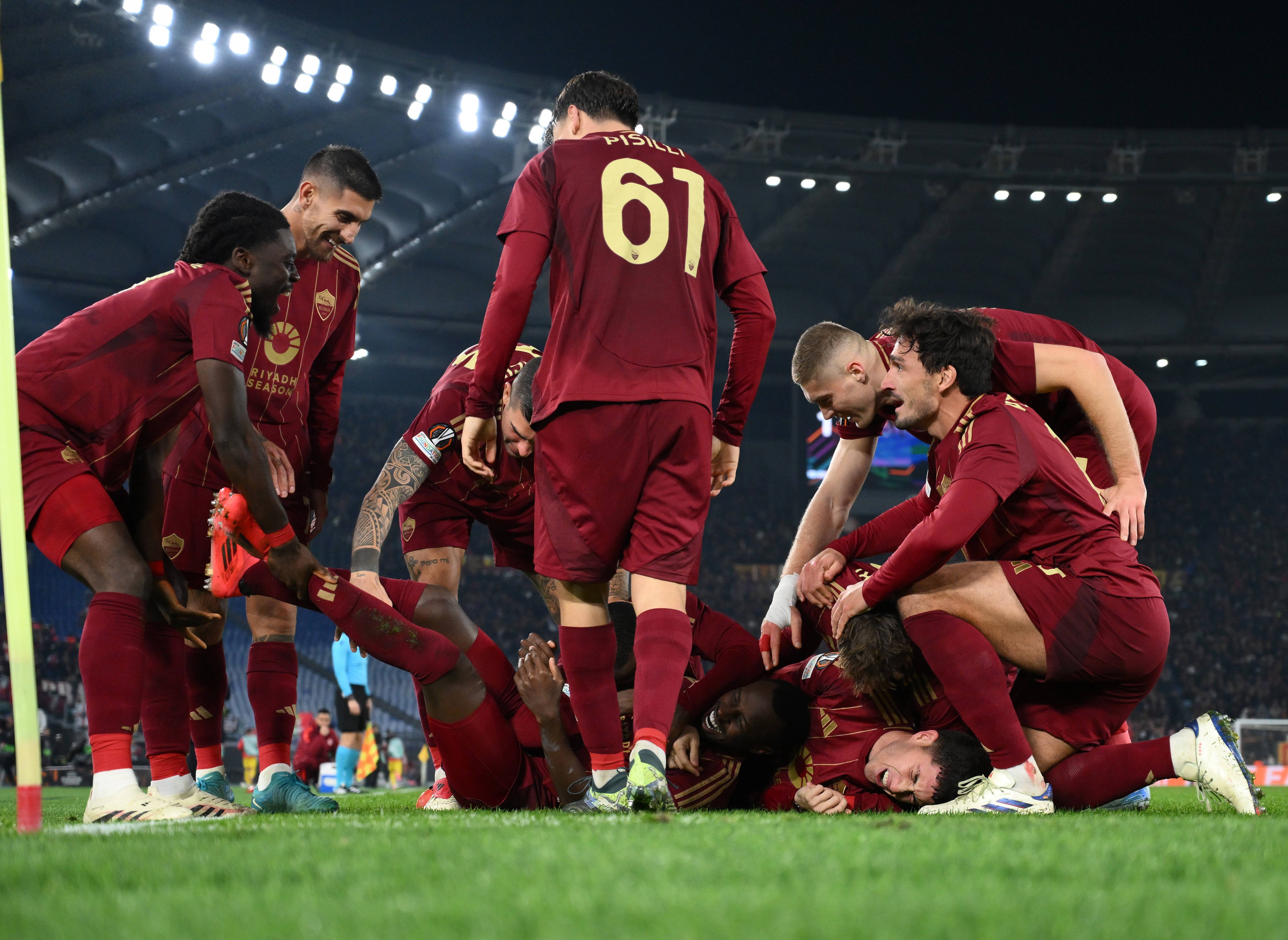 西班牙连胜十场横扫欧罗巴联赛，锁定晋级名额