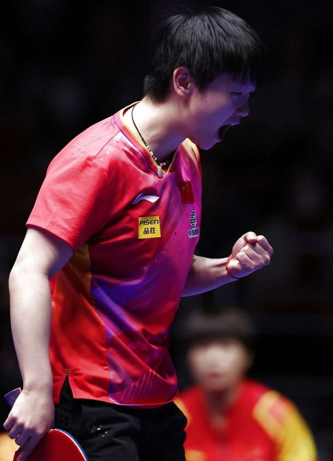 雷火电竞充值-HKA险胜WBG，Xiaohu拿下关键大龙宿敌对决成都决赛之夜，成为赛场最大亮点的简单介绍