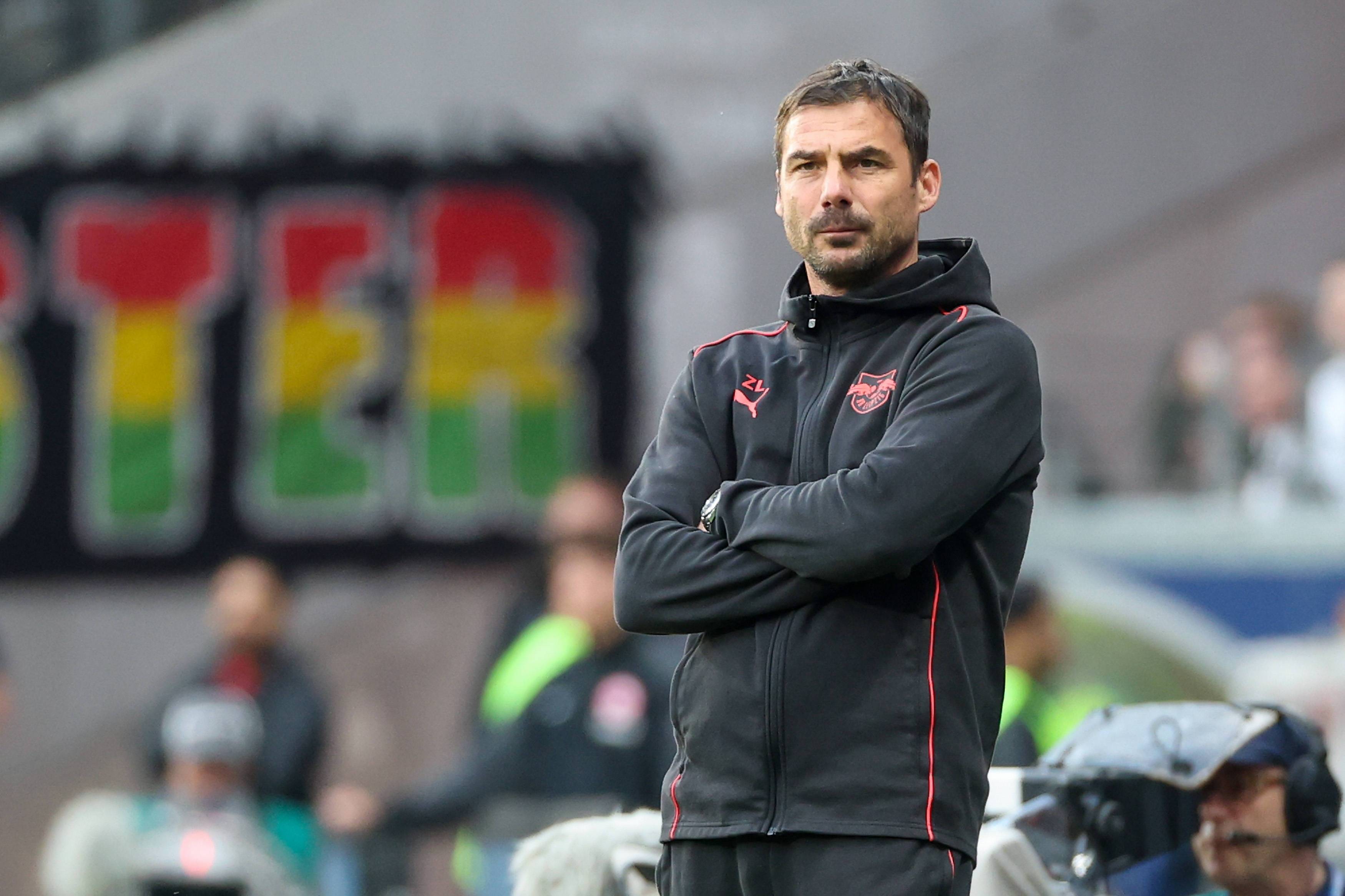 关于弗赖堡豪取胜利：领跑德职联赛榜首的信息