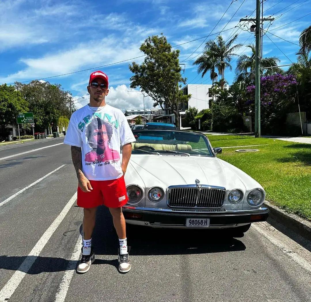 雷火电竞网站-阿斯顿马丁碾压迈凯伦，汉密尔顿状态火热的简单介绍