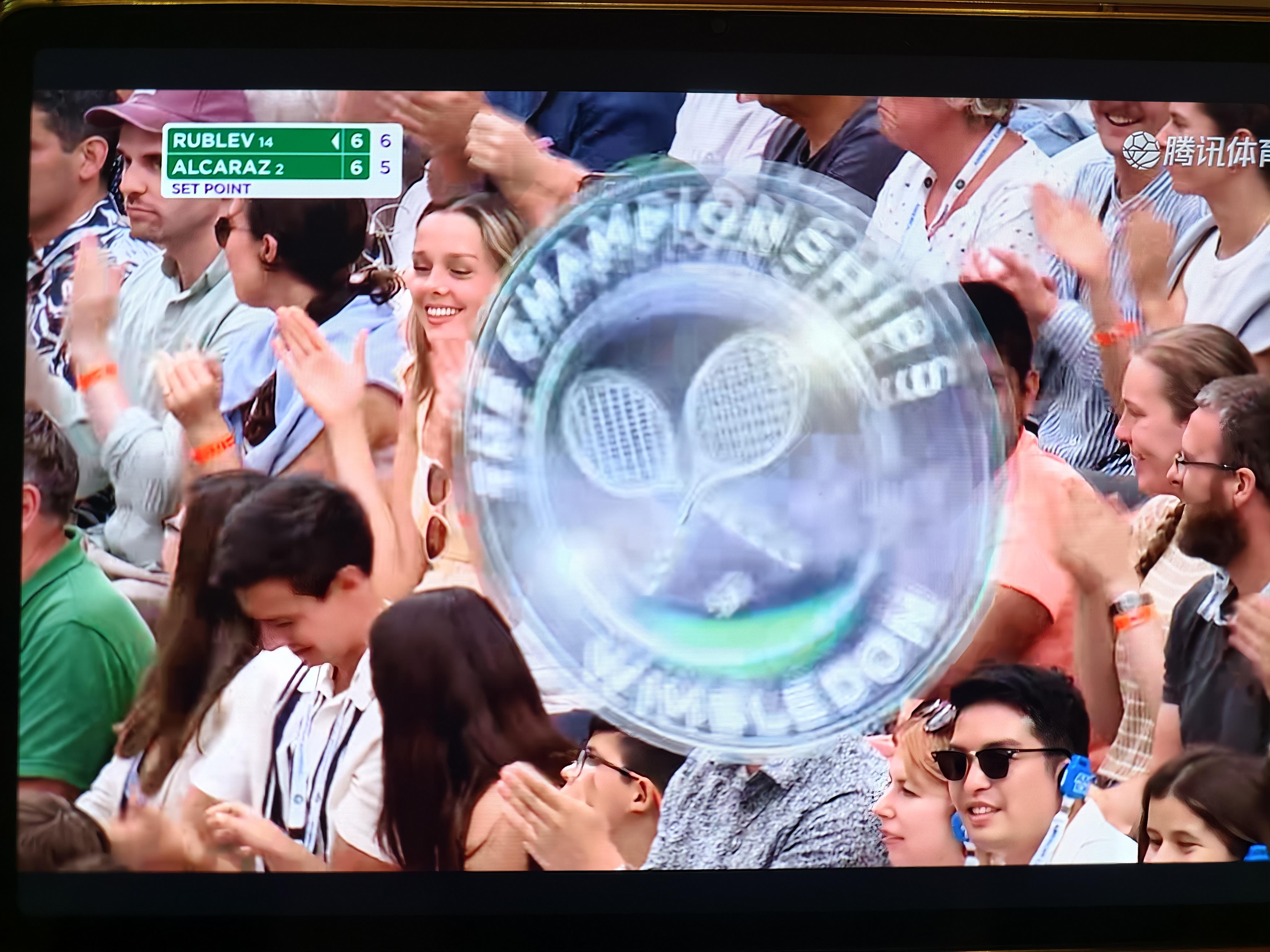 温网轻取联合杯，阿尔卡拉斯点燃赛场的简单介绍