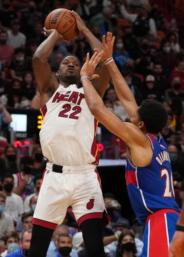 广州队险胜热火，乔治带队取胜