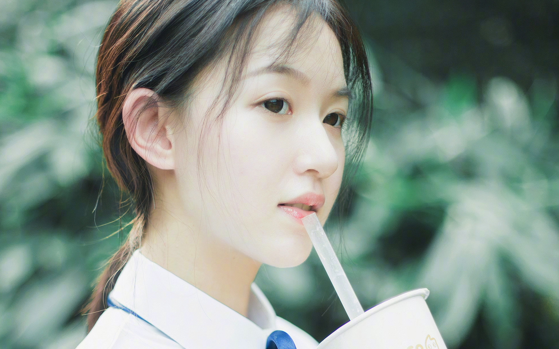 金玟哉高空统治力破局，比利时硬仗击沉黄色潜水艇