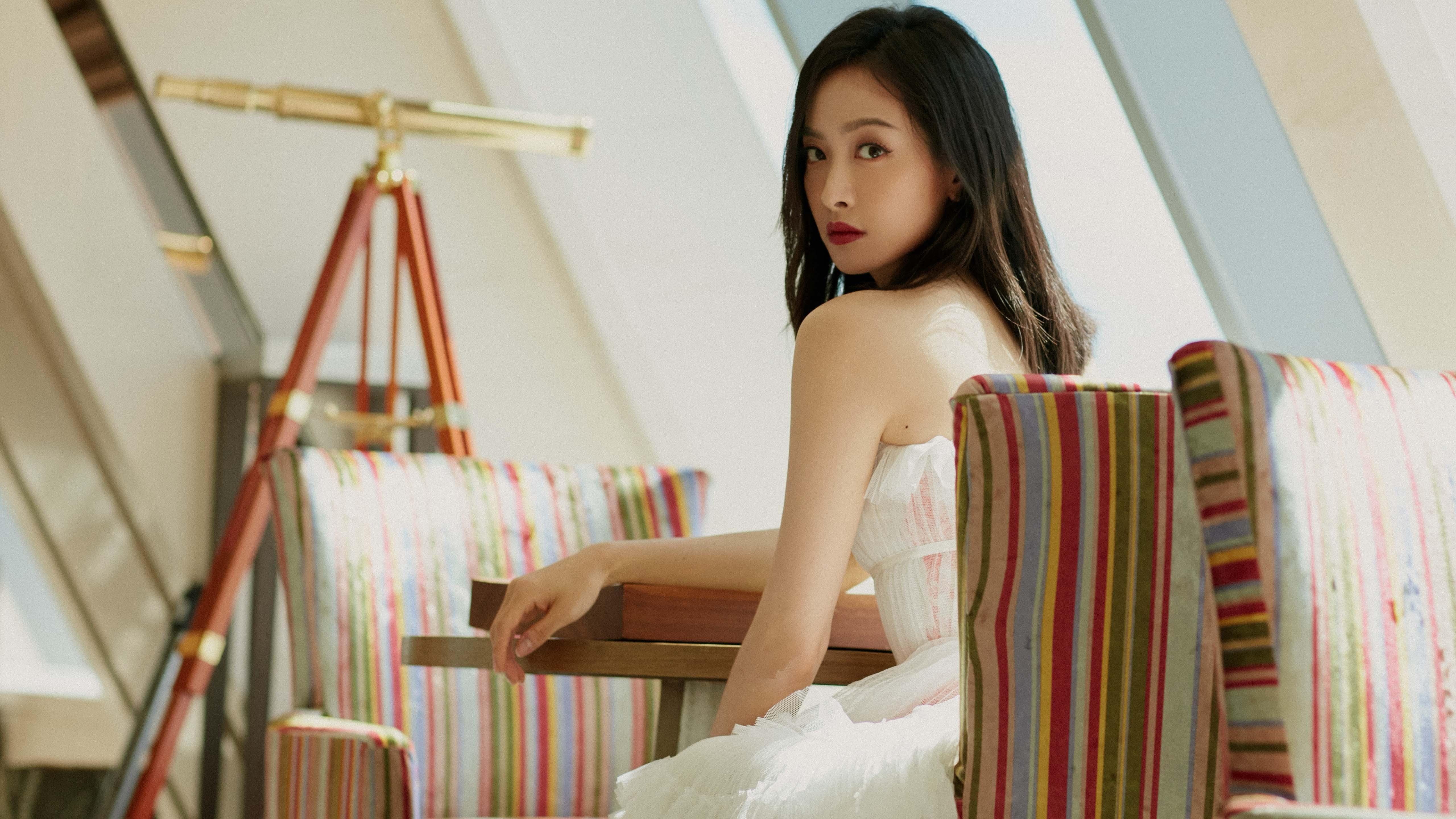 雷火电竞网站-北极之光闪耀欧冠，帕尔默统治级数据铸就挪威争冠战逆袭马德里竞技