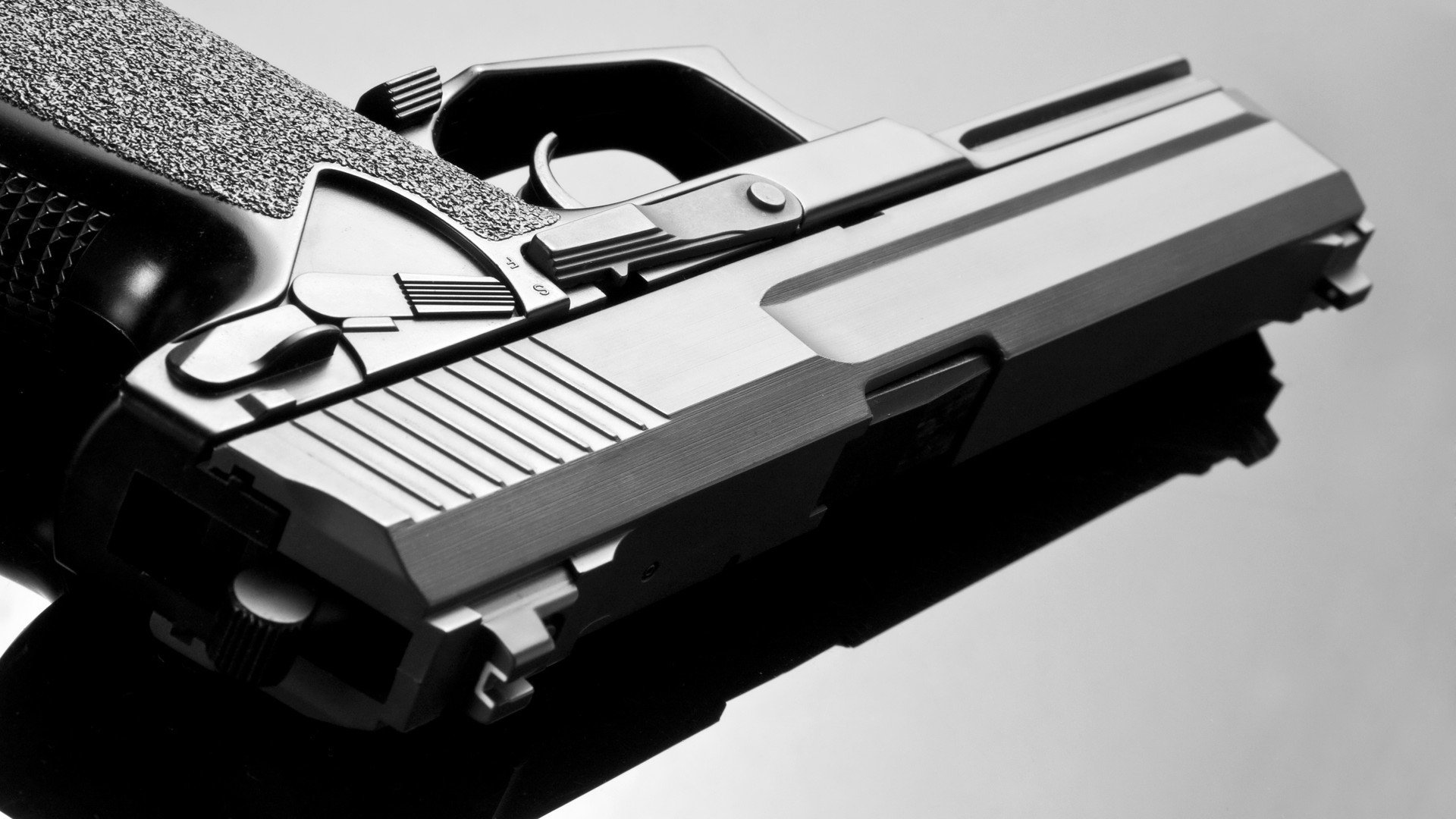 沉默的巨星，伦纳德用教科书表现告诉你，篮球不只是喧嚣的舞台