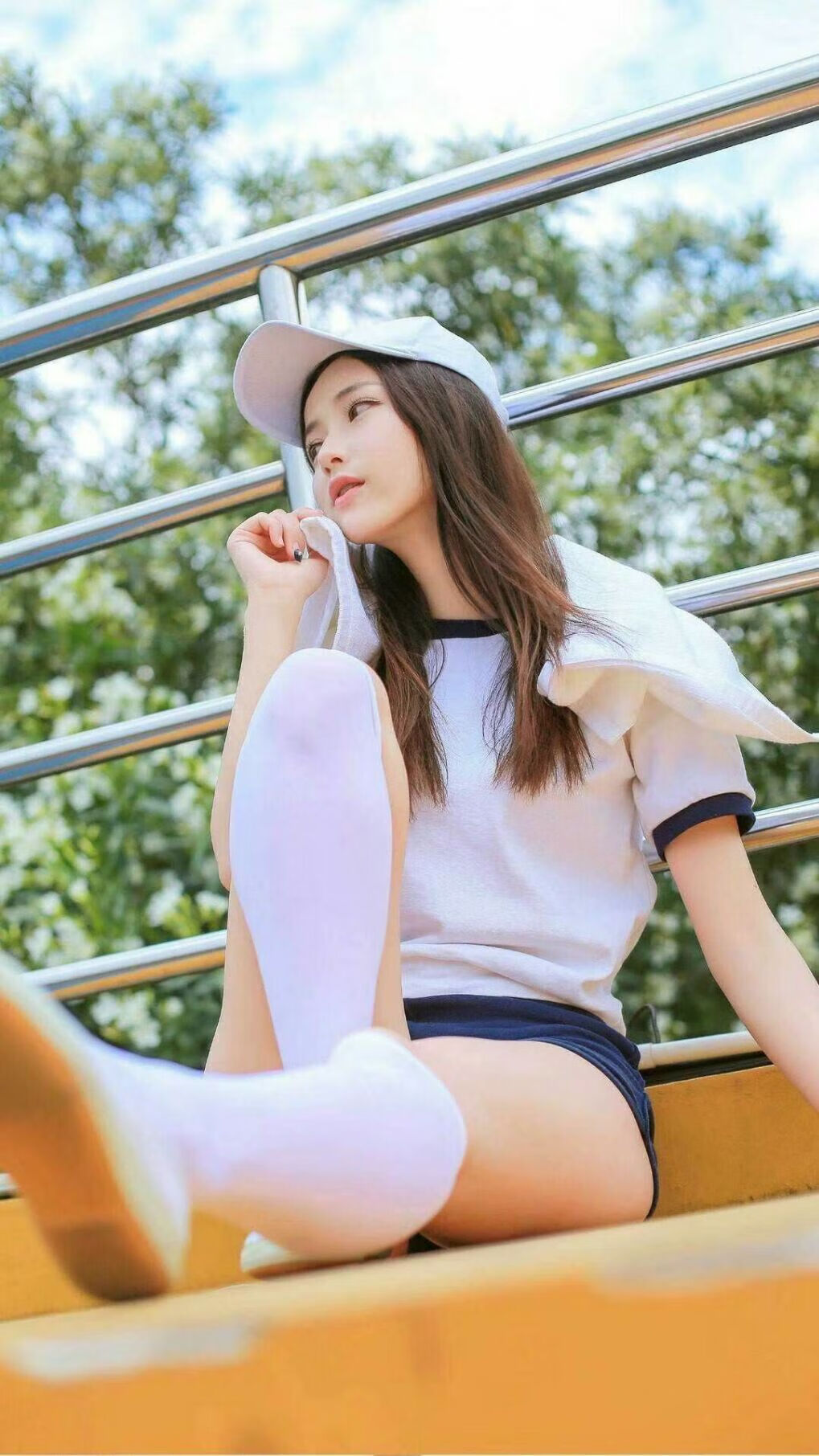 压哨绝杀与球星接管，足球之夜的两种英雄剧本